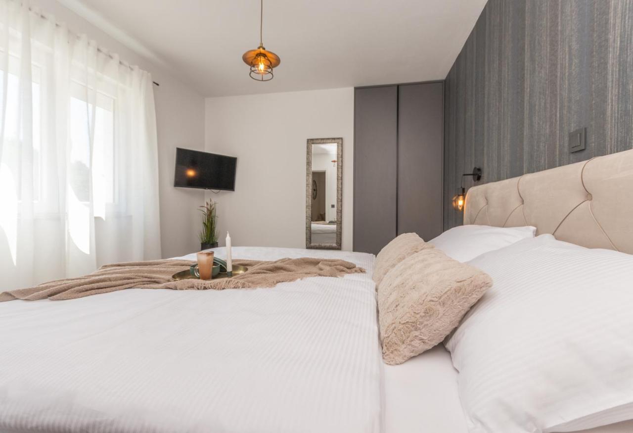 Marilu Luxury Apartments Drage Pokoj fotografie